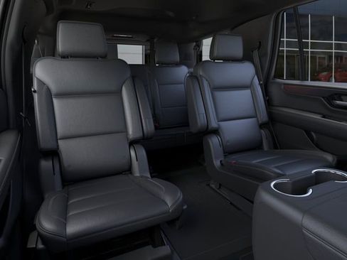 New 2026 GMC Yukon Denali w/ Sun & Power Step Package AWD/4WD image 17