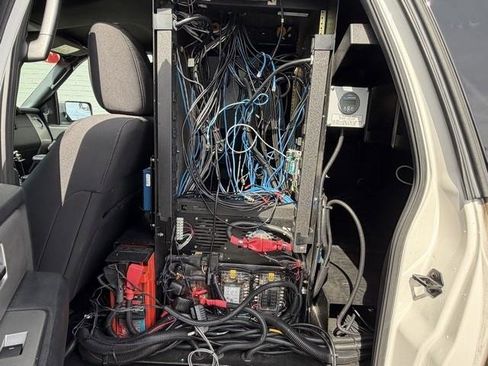 Used 2017 Ford Expedition EL XLT image 26