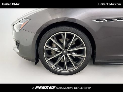 Used 2019 Maserati Ghibli RWD image 9