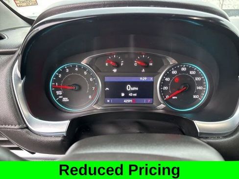 Used 2022 Chevrolet Traverse LT w/ LPO, Floor Liner Package image 15