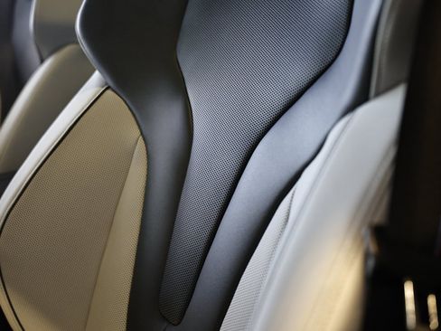 New 2026 BMW M5 Base w/ Executive Package image 21