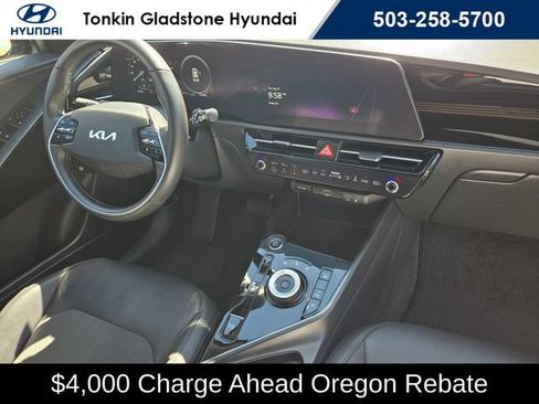 Used 2023 Kia Niro Wind FWD image 10