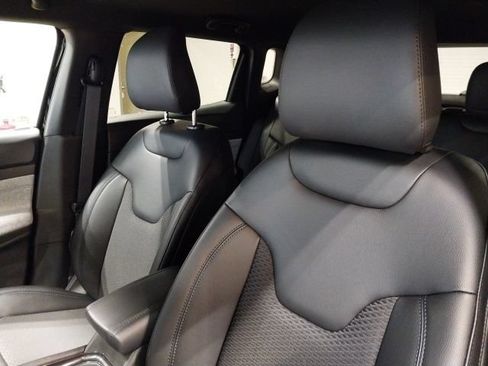 New 2026 Jeep Compass Latitude AWD/4WD image 4