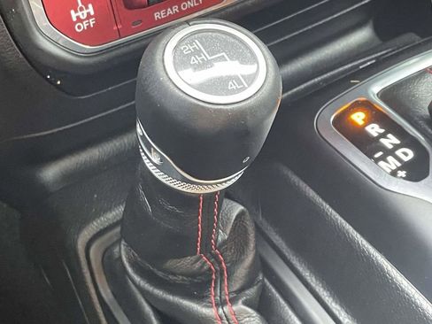 Certified 2023 Jeep Wrangler Unlimited Rubicon w/ Xtreme 35 Tire Package image 40