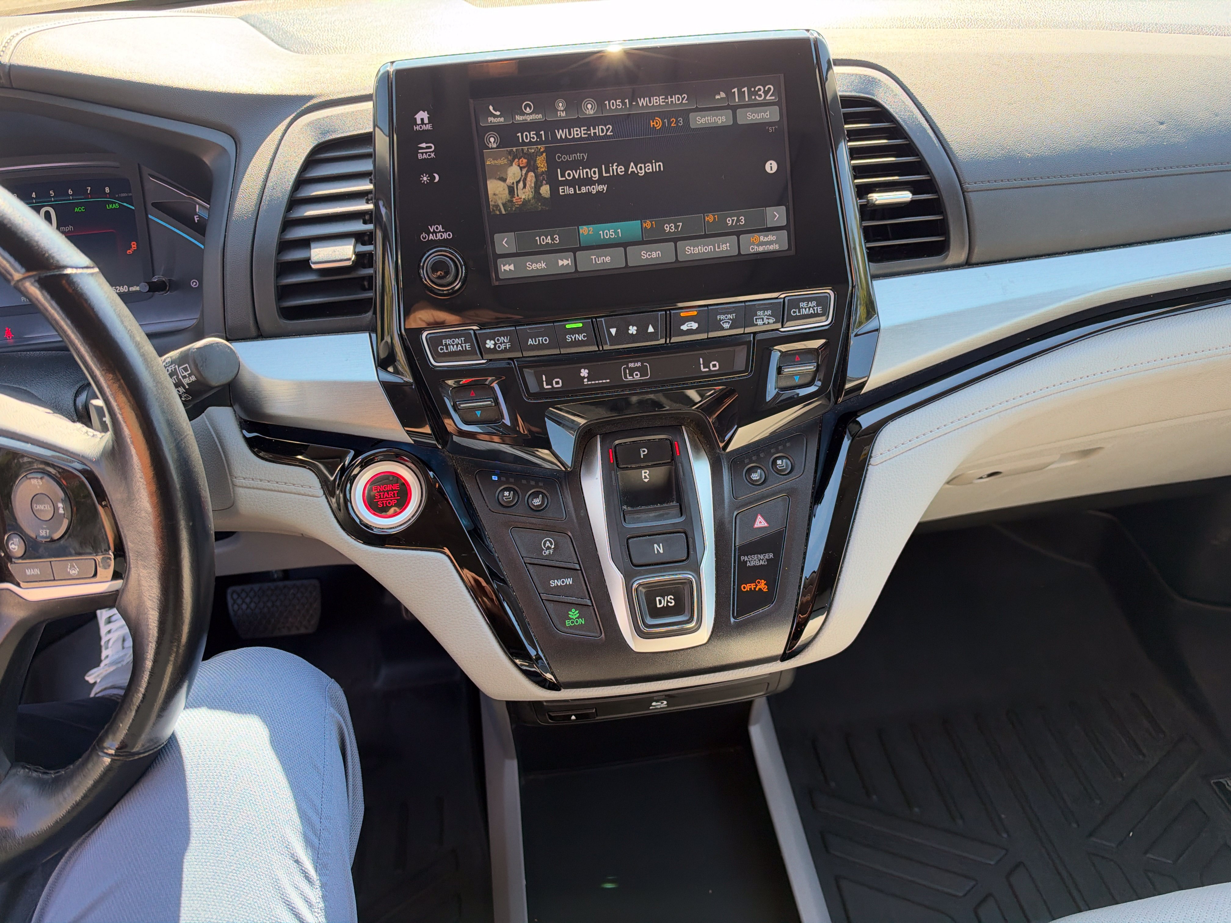 Used 2019 Honda Odyssey Elite image 2
