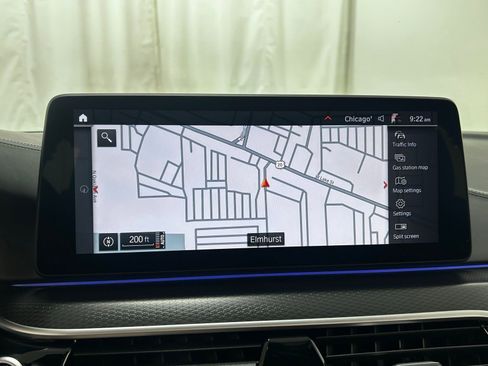 Used 2023 BMW M550i xDrive w/ Executive Package AWD/4WD image 17