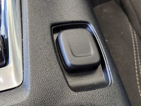 Used 2021 Chevrolet Camaro LS RWD image 12