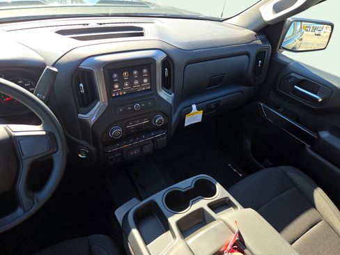 New 2026 Chevrolet Silverado 1500 Custom Trail Boss w/ Midnight Edition image 14