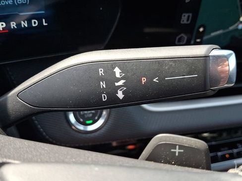 Used 2026 Chevrolet Equinox LT FWD image 14