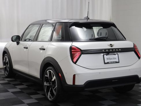 New 2026 MINI Cooper 4-Door Hardtop FWD image 15