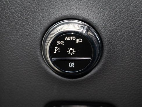 Certified 2026 Mercedes-Benz GLC 300 4MATIC image 23