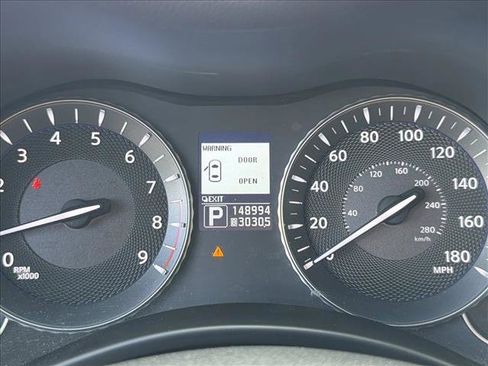 Used 2011 INFINITI M37 x w/ Premium Pkg AWD/4WD image 17