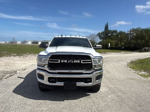 Used 2022 RAM 3500 Tradesman AWD/4WD image 6