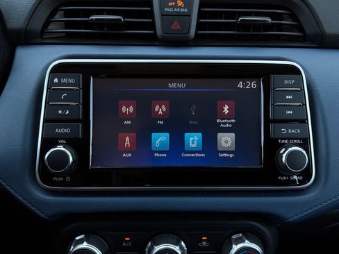 Used 2025 Nissan Versa SV FWD image 26