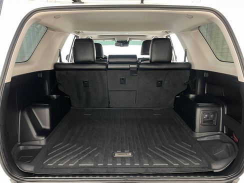 Used 2022 Toyota 4Runner TRD Off-Road Premium w/ Moonroof Package AWD/4WD image 47