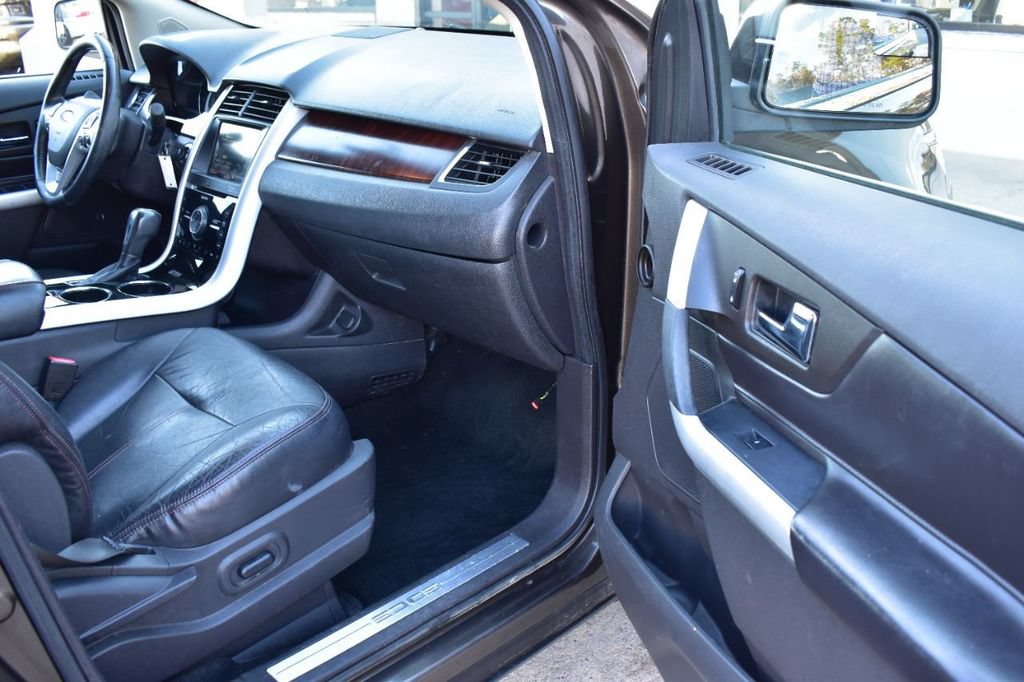 Used 2011 Ford Edge Limited AWD/4WD image 18