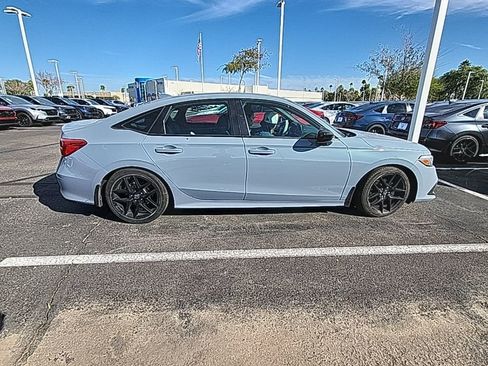 Used 2023 Honda Civic Sport image 6