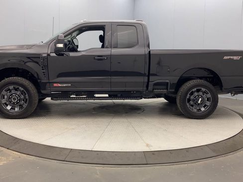 Used 2024 Ford F350 Lariat w/ Sport Appearance Package AWD/4WD image 2