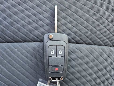 Used 2014 Buick Encore FWD image 34