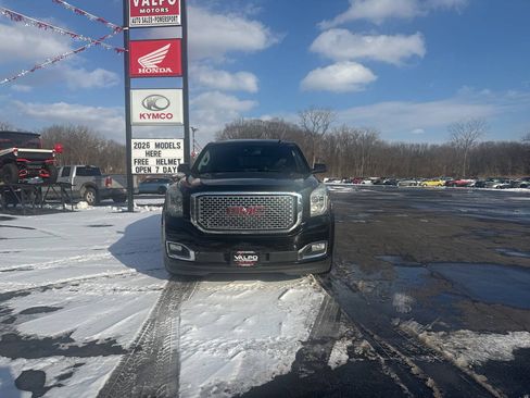 Used 2015 GMC Yukon Denali w/ Open Road Package AWD/4WD image 4