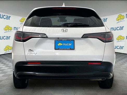 Used 2024 Honda HR-V LX image 5