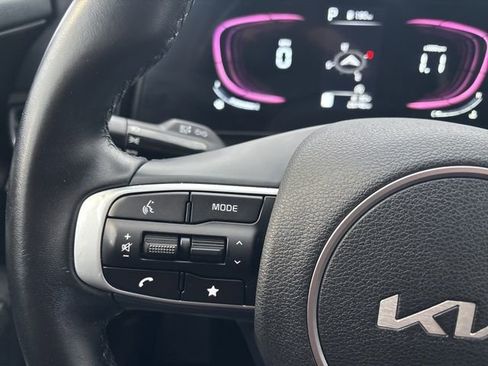 Used 2023 Kia Sportage EX image 23