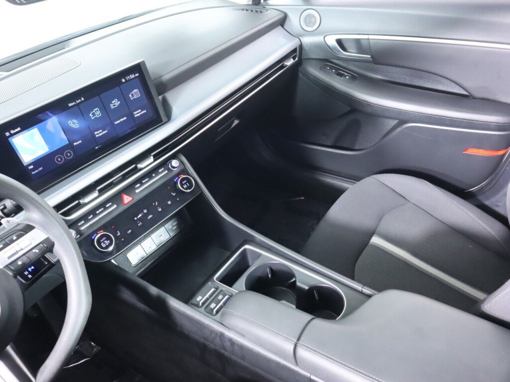 Used 2024 Hyundai Sonata SEL FWD image 29