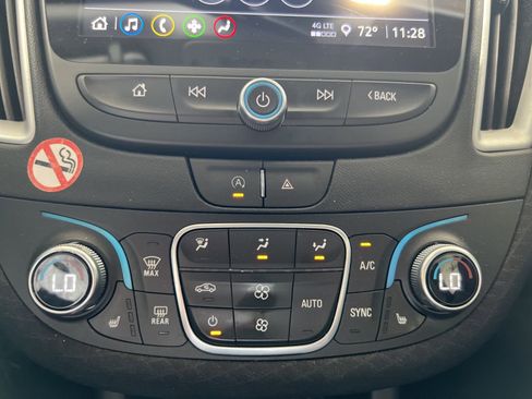 Used 2024 Chevrolet Malibu LT image 17