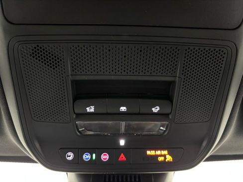 New 2026 GMC Terrain Elevation w/ Elevation Premium Package image 33