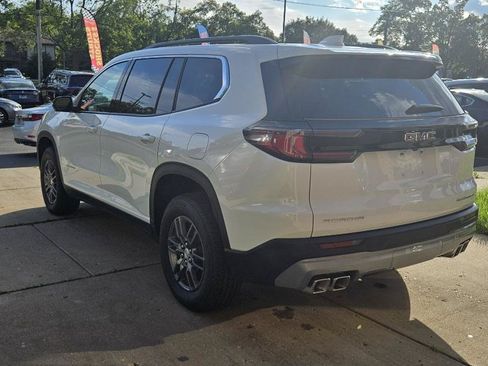 Used 2026 GMC Acadia Elevation FWD image 5