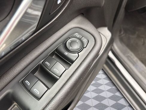 Used 2022 GMC Terrain SLE w/ Driver Convenience Package image 32