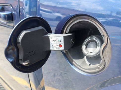 Used 2016 Ford F150 Lariat w/ Equipment Group 501A Mid RWD image 12