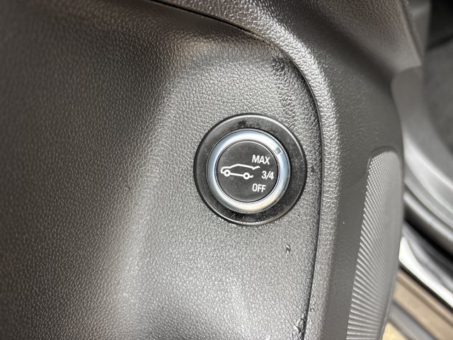 Used 2025 Buick Envista Sport Touring w/ Convenience I Package FWD image 24