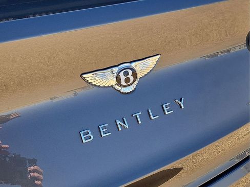 Used 2021 Bentley Bentayga Speed image 13