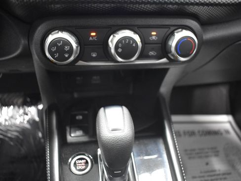 Certified 2023 Nissan Kicks SV FWD image 18