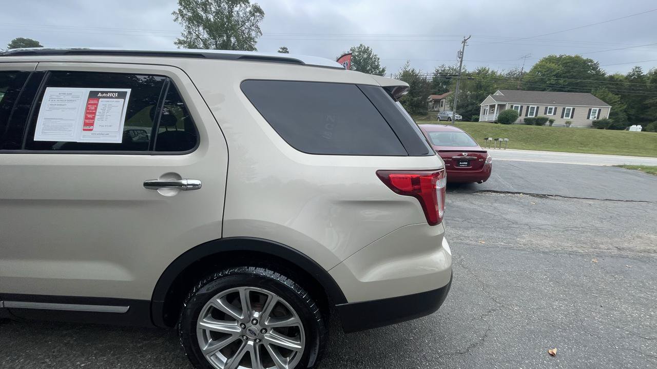 Used 2017 Ford Explorer Limited FWD image 5