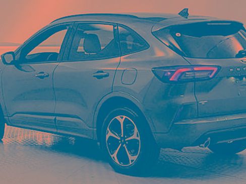 Certified 2024 Ford Escape ST-Line Elite image 4