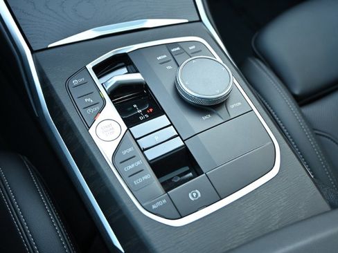 Used 2024 BMW 330i xDrive Sedan image 28