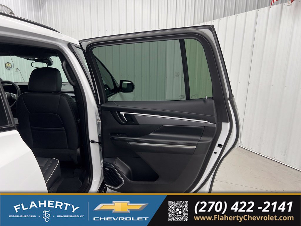 Used 2026 Buick Enclave Sport Touring FWD image 12