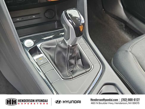 Used 2023 Volkswagen Taos SE FWD image 31