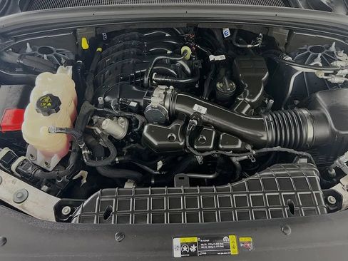 Used 2024 Jeep Grand Cherokee L Limited image 33