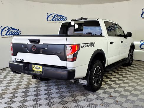 Used 2023 Nissan Titan PRO-4X w/ Pro-4x Convenience Package AWD/4WD image 7