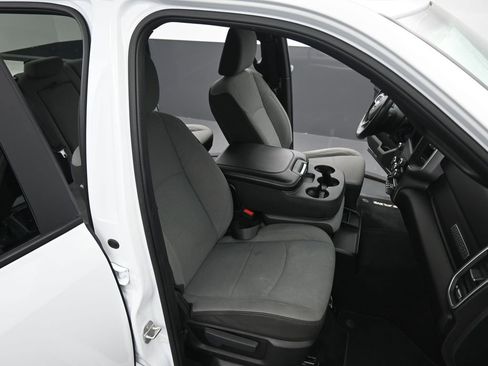 Used 2024 RAM 2500 Big Horn image 19