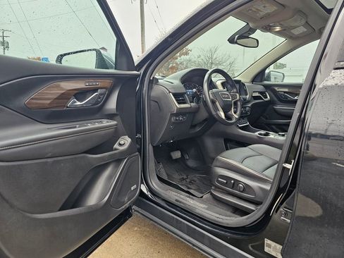 Used 2020 GMC Terrain Denali w/ Denali Premium Package image 9