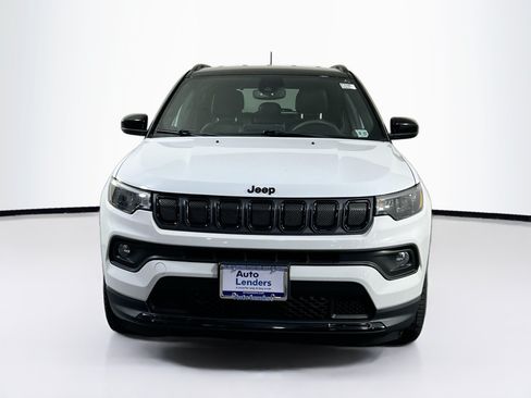 Used 2022 Jeep Compass Latitude AWD/4WD image 2