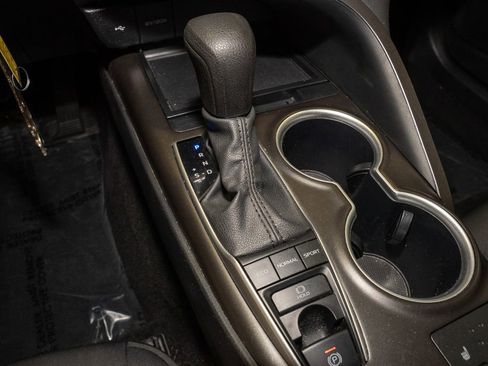 Used 2024 Toyota Camry LE image 14