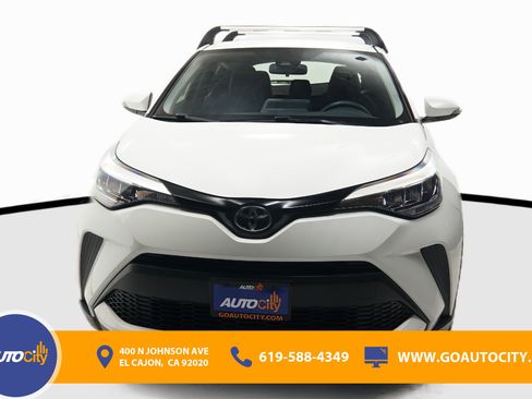 Used 2021 Toyota C-HR LE image 4