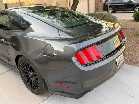 Used 2017 Ford Mustang GT Premium w/ GT Performance Package RWD image 6