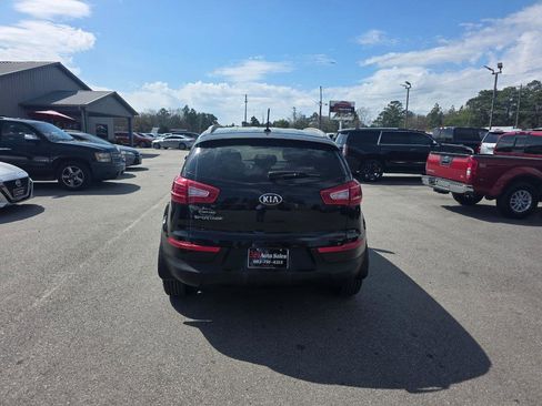 Used 2013 Kia Sportage LX w/ Convenience Pkg image 3