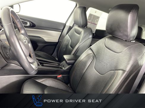 Used 2022 Jeep Compass Limited AWD/4WD image 16